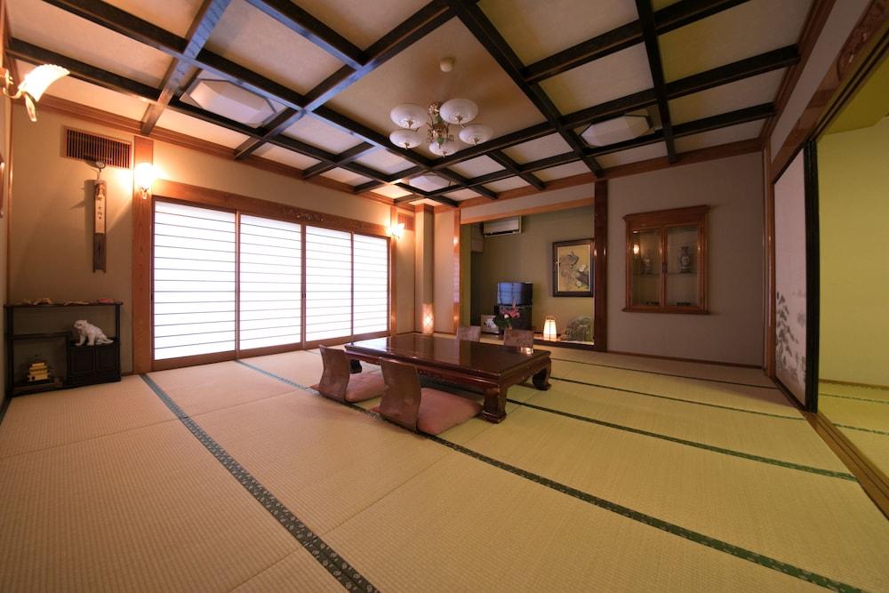 Hotel Housenkaku Beppu Exterior photo