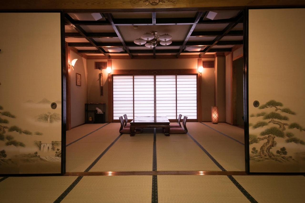 Hotel Housenkaku Beppu Exterior photo